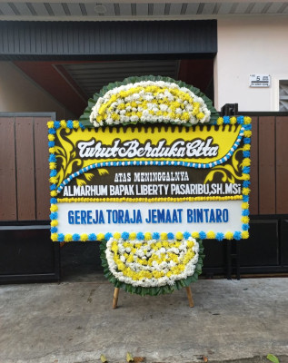 Papan Bunga Duka di Biringkanaya